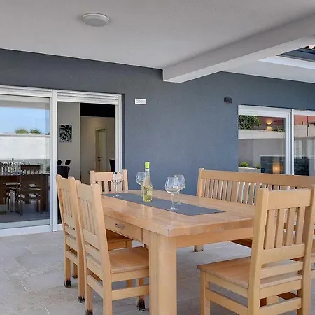 Holiday home Bambina Banjole